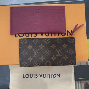 Louis Vuitton Portafoglio e portacarte acc.