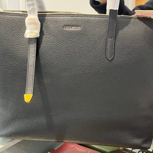 E1 N15 11 02 - Borse - Coccinelle